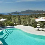 Aparthotel Le Di Capriccioli 4*