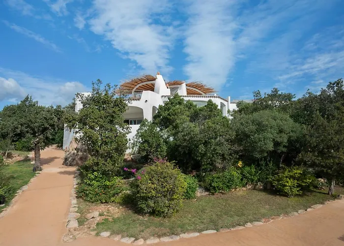 卡普里乔利公寓 切尔沃港