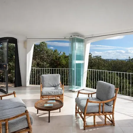 Le Di Capriccioli アパートホテル