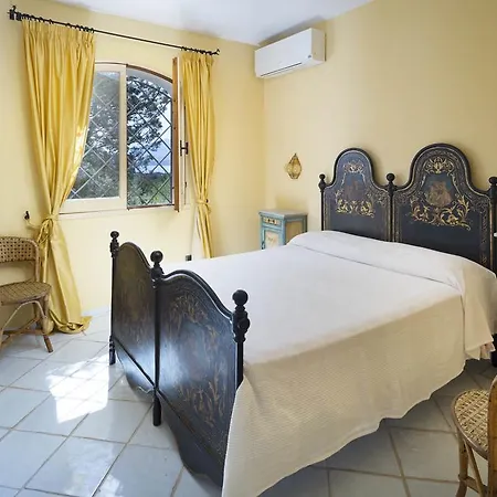 Le Di Capriccioli アパートホテル ポルト・チェルボ