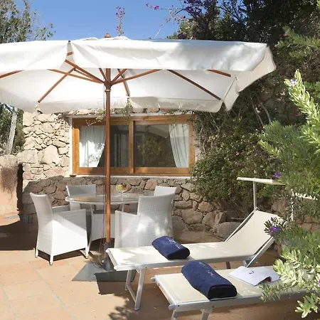 Le Di Capriccioli アパートホテル ポルト・チェルボ